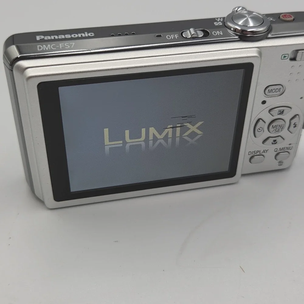 Japan Import Panasonic Lumix DMC-FS7 10MP Digital Camera Silver Leica Lens Teste